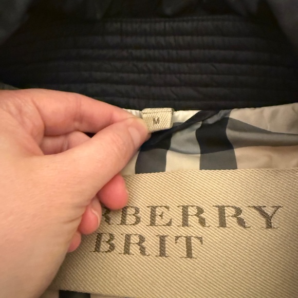 Burberry Brit Puffer Jacket in Black, size Medium - Picture 10 of 14